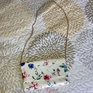 Floral clutch only used once